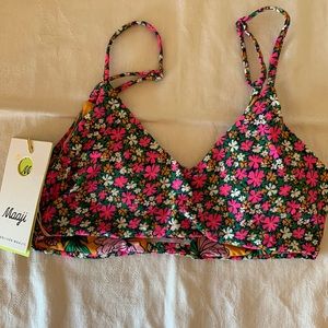 Maaji Dainty Floral Reversible Triangle Bikini Top - New - size small